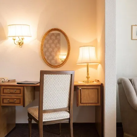 Hotel Seiler Au 4*