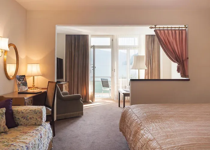 塞勒奥莱克酒店 3*